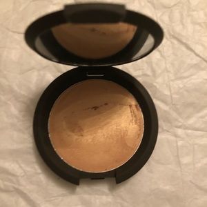 becca poured prosecco pop